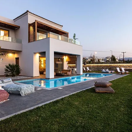 Feyre Boutique Mansion